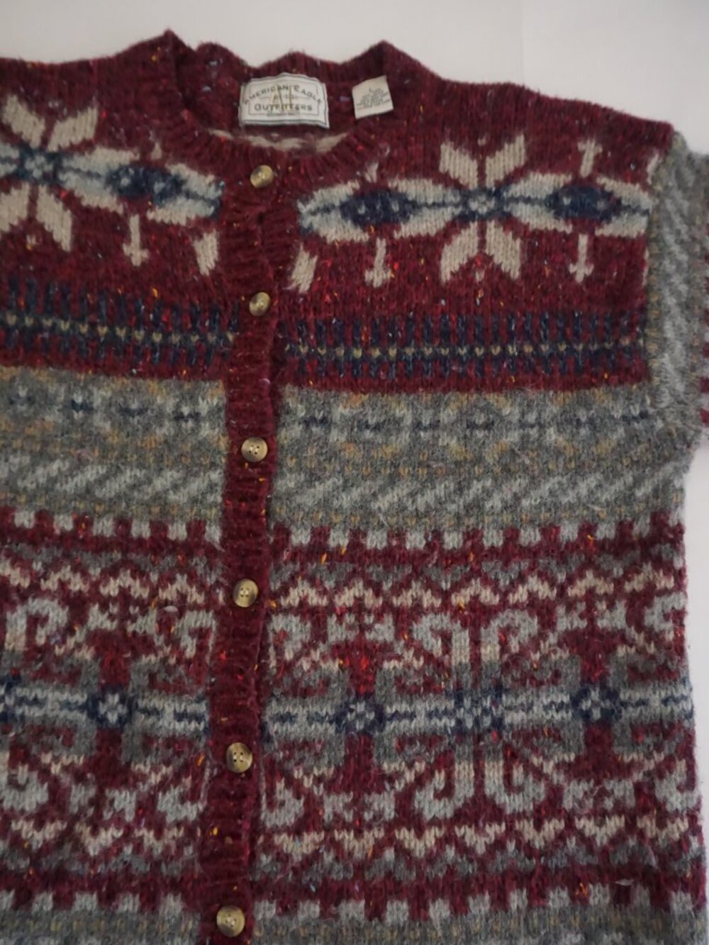 Vintage American Eagle Outfitters Burgundy Fair Isle Snowflake Wool Cardigan L - Picture 6 of 9